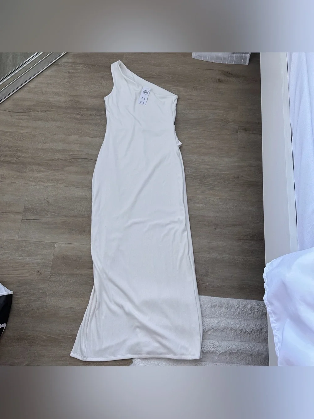 Abercrombie and Fitch White Ribbed One Shoulder Slit Dress